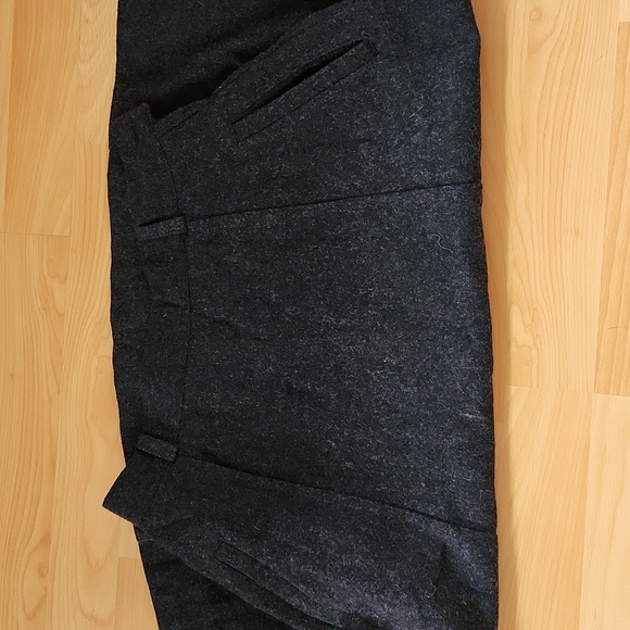 Wool skirt | 11 - Picture 4 of 5